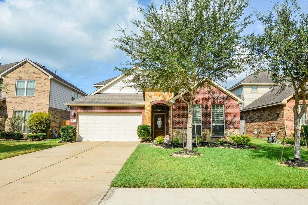 2322 Argos Dr, Missouri City, TX 77459 cover photo. Doors Open Tour advertisement.
