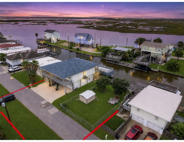 113 Bayou Vista, Hitchcock, TX, 77563