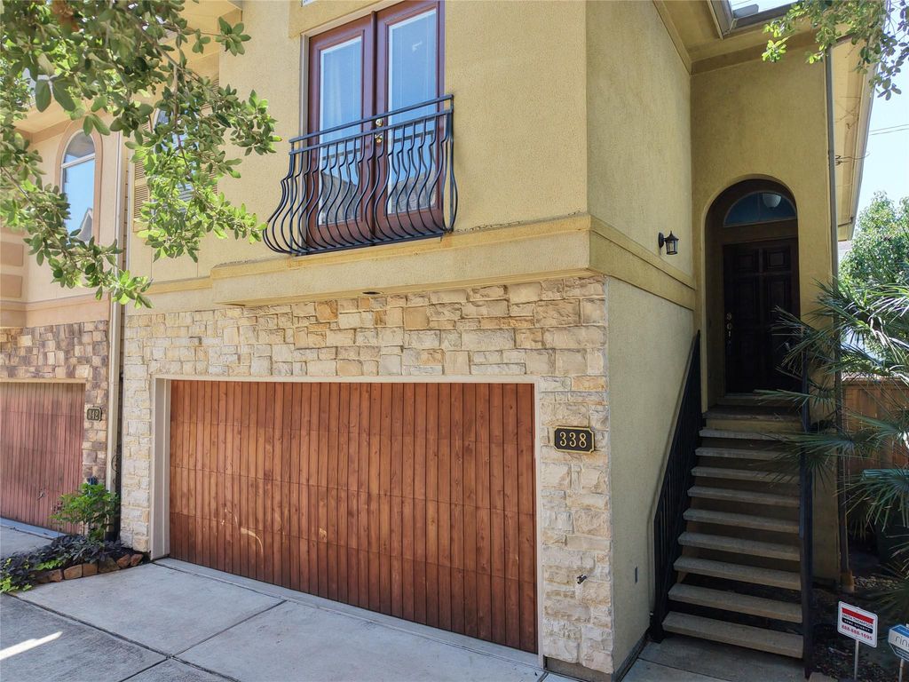 338 Gregg St, Houston, TX 77020 cover photo. Doors Open Tour advertisement.