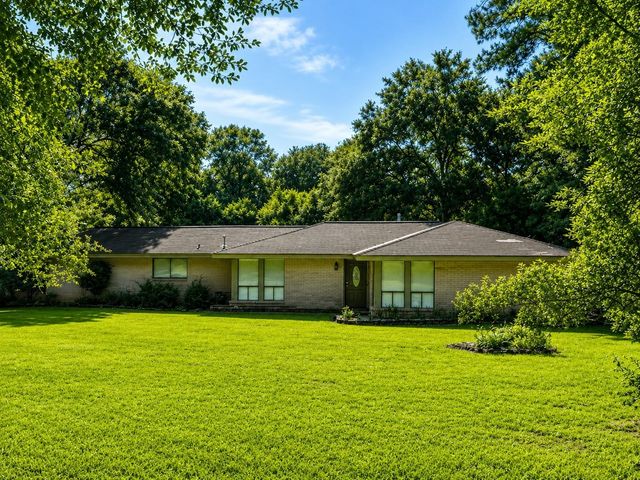 22303 Cardinal, Hockley, TX, 77447