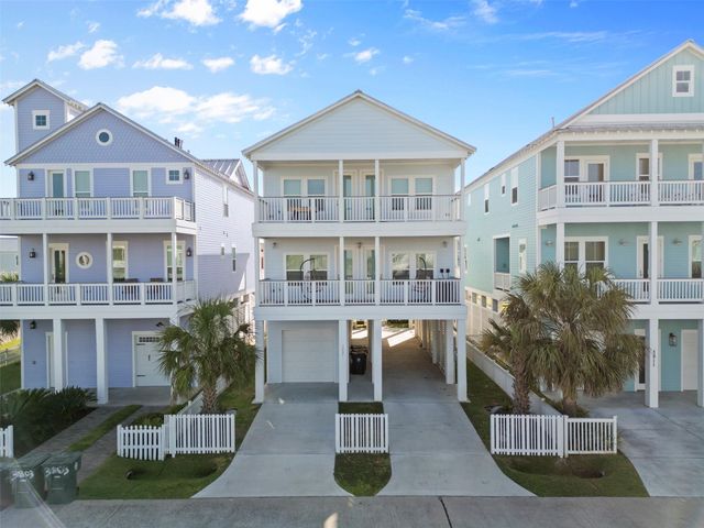  3807 Neptune, Galveston, TX 77554