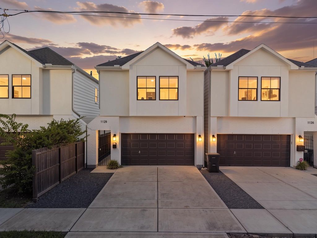 1128 Malone St, Houston, TX 77007 cover photo. Doors Open Tour advertisement.