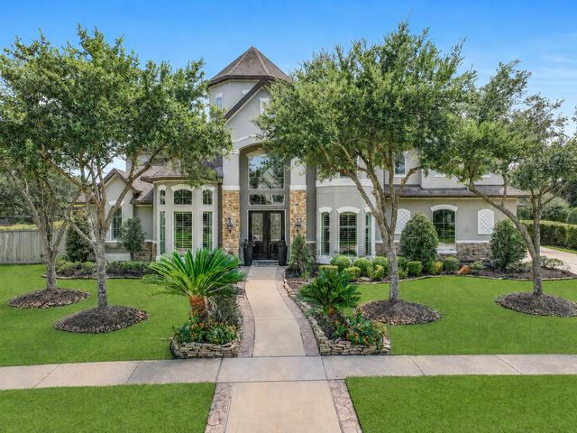  2316 Durango Bend Ln, Friendswood, TX 77546