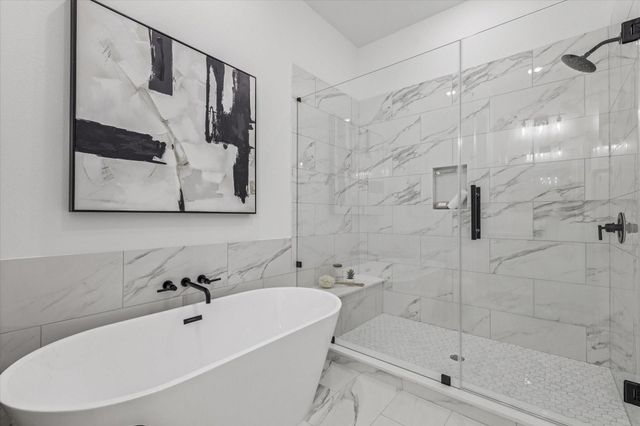  5622 Azores, Houston, TX 77091