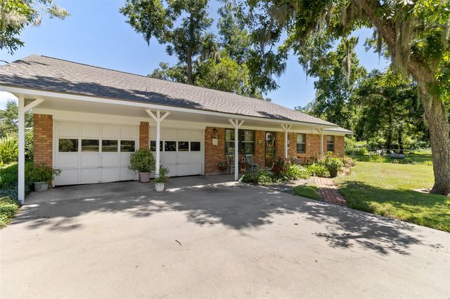  1971 FM 522 Rd, West Columbia, TX 77486