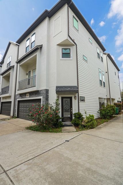 964 24th, Houston, TX, 77008