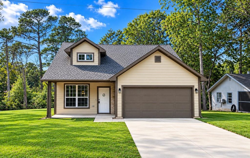 127 Sharon Ln, Livingston, TX 77351 cover photo. Doors Open Tour advertisement.