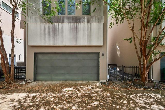 1121 17th, Houston, TX, 77008