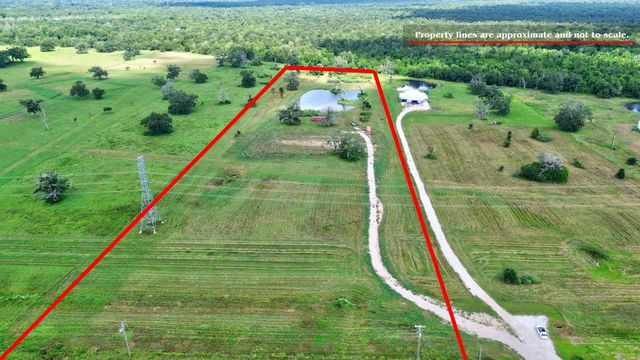 4 FM 521, Angleton, TX, 77515