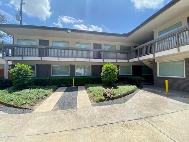 4701 Bell, Houston, TX, 77023