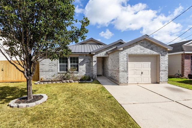  2317 Shady Birch Dr, Conroe, TX 77301