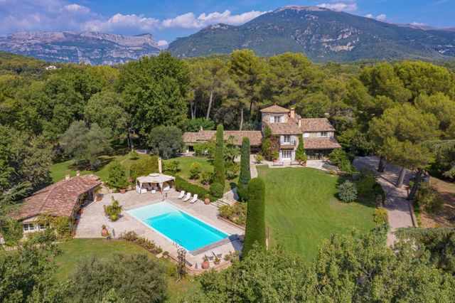 1200 D-7 Rte de la Colle-sur-Loup, ROQUEFORT-LES-PINS FRANCE