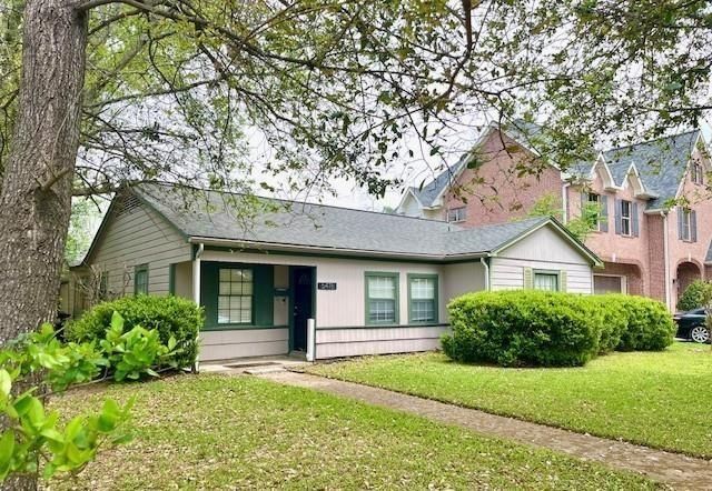  5418 Grand Lake St, Houston, TX 77081