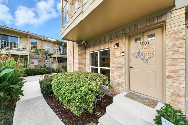 11201 Lynbrook, Houston, TX, 77042