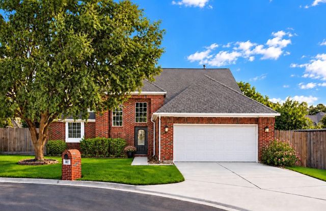  302 Harbor Cir, Conroe, TX 77356