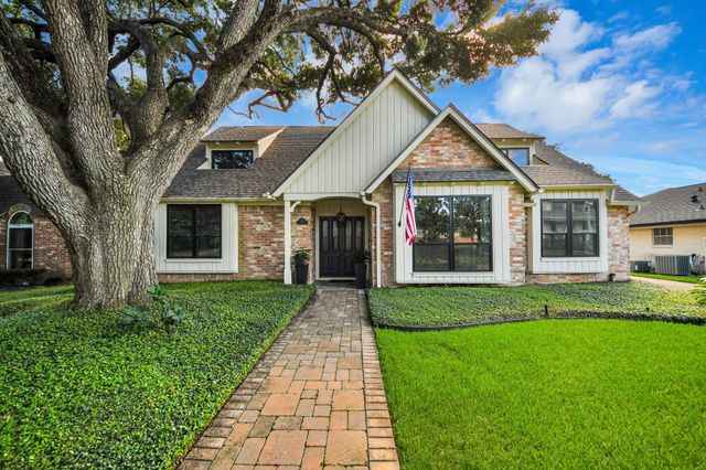 722 Chevy Chase, Sugar Land TX 77478