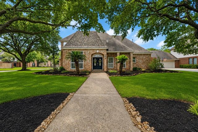  14707 Sandy Creek Dr, Houston, TX 77070