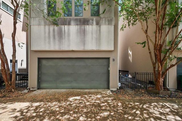 1121 17th, Houston, TX, 77008