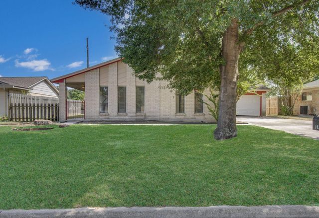  10215 Windriver Dr, Houston, TX 77070