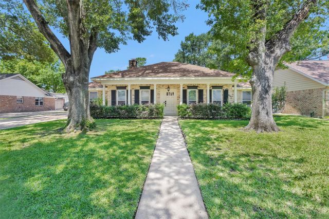  2531 Hollow Hook Rd, Houston, TX 77080