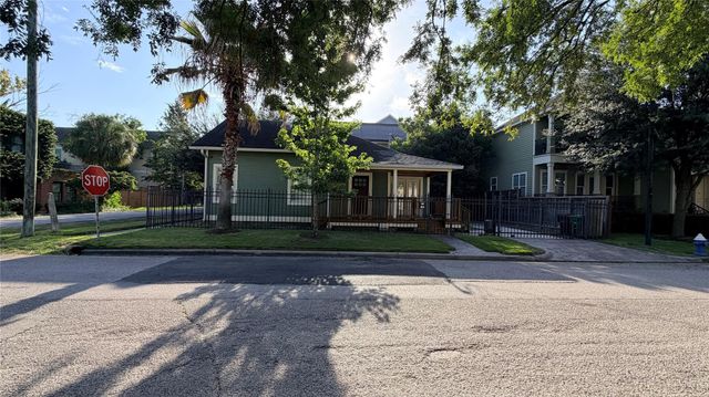 2626 Columbia, Houston, TX, 77008