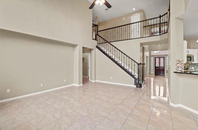 10807 Oak Bayou