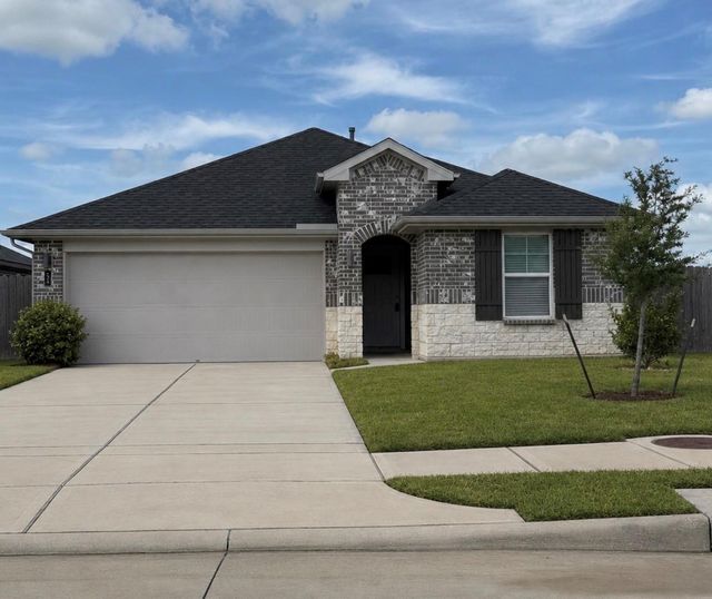 5002 Natchez, Arcola, TX, 77545
