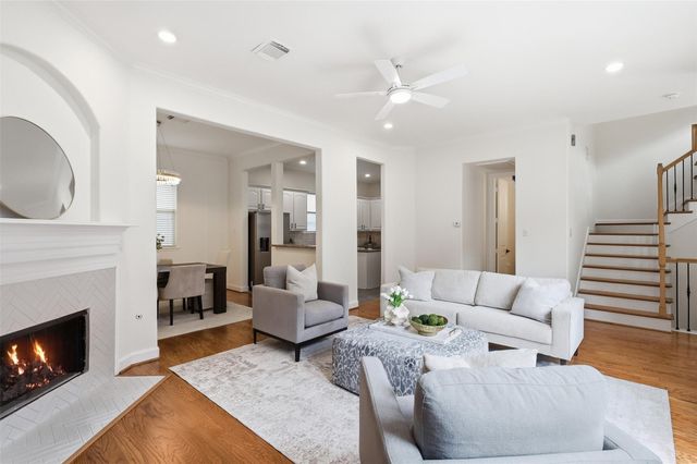 1110 Birdsall, Houston, TX, 77007