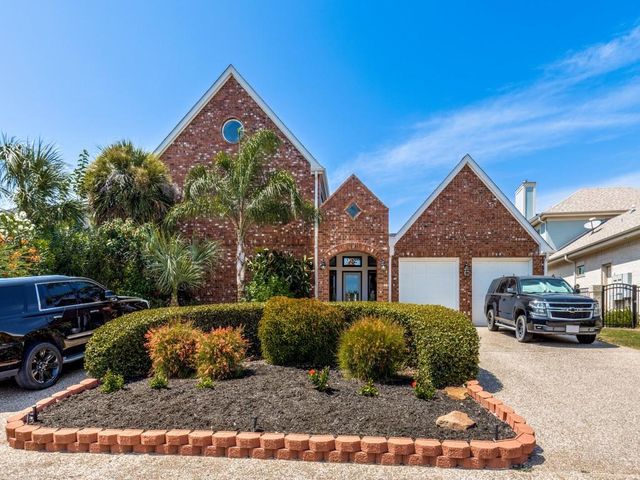  7312 Offats Point Cir, Galveston, TX 77551