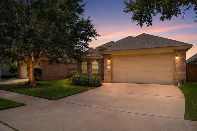 17 Red Oak, Lake Jackson, TX, 77566
