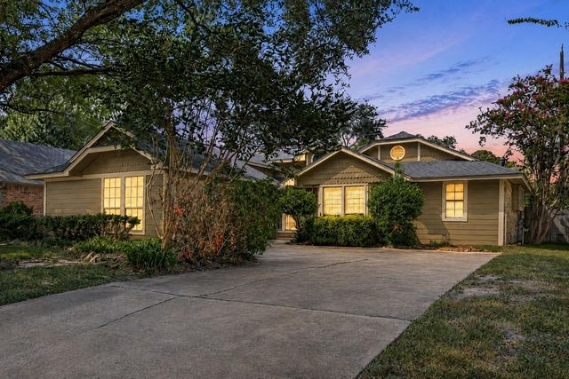  1206 Red Rock Canyon Dr, Katy, TX 77450
