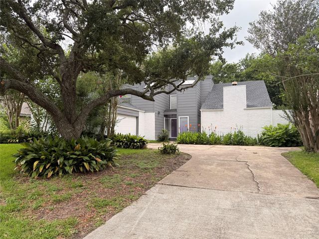 1114 Stoney Hill, Houston, TX, 77077