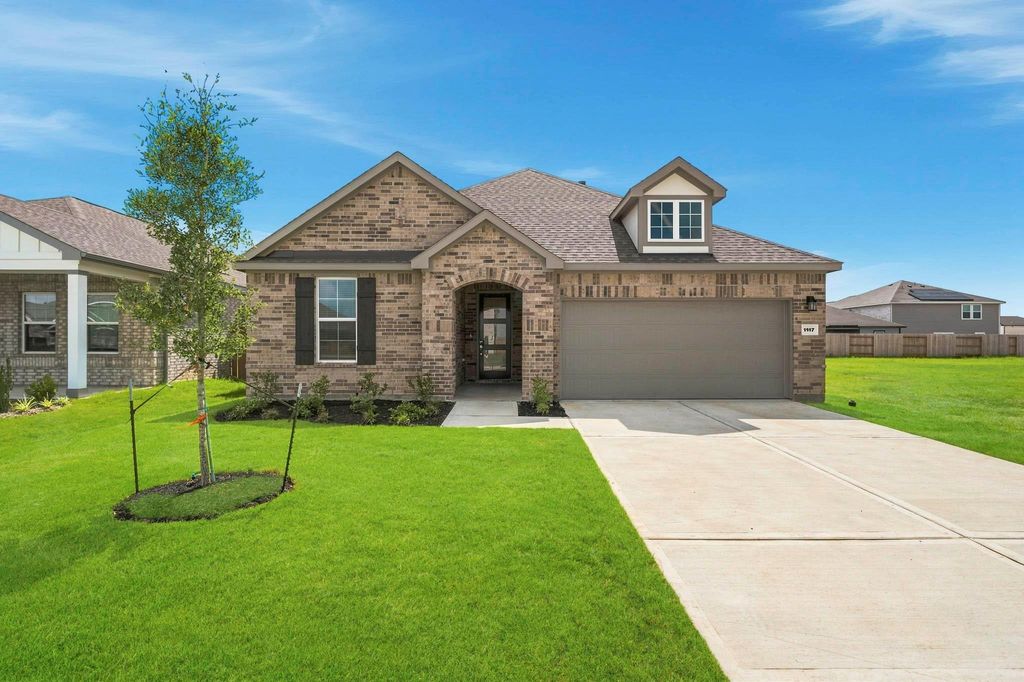 1117 Sunlit Cir, Brookshire, TX 77423 cover photo. Doors Open Tour advertisement.