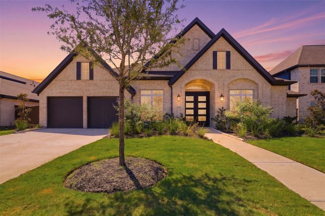 8922 Sierra Nevada Dr, Manvel, TX 77578