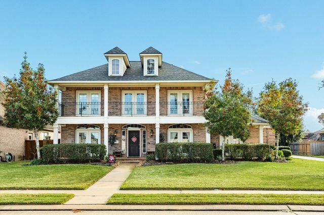 204 Arrowhead, Lake Jackson, TX, 77566