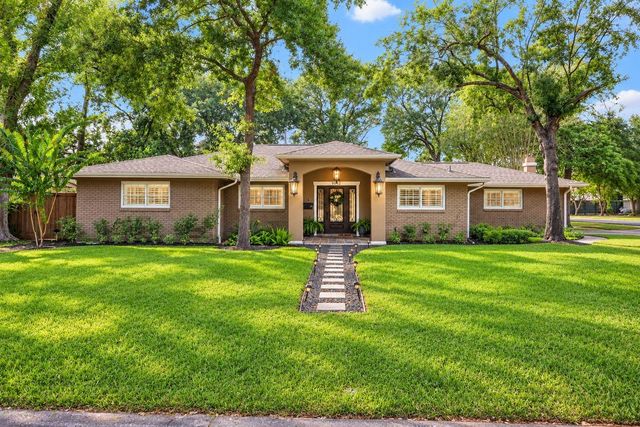  9402 Crispin Ln, Houston, TX 77080