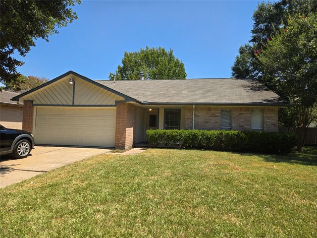  2515 Maple Tree, Stafford, TX 77477