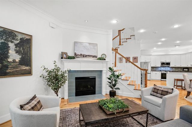 4420 Blossom, Houston, TX, 77007
