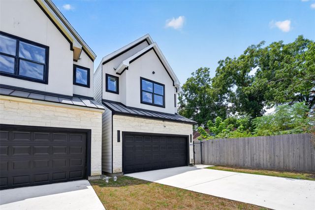  308 Engel St A, Houston, TX 77011