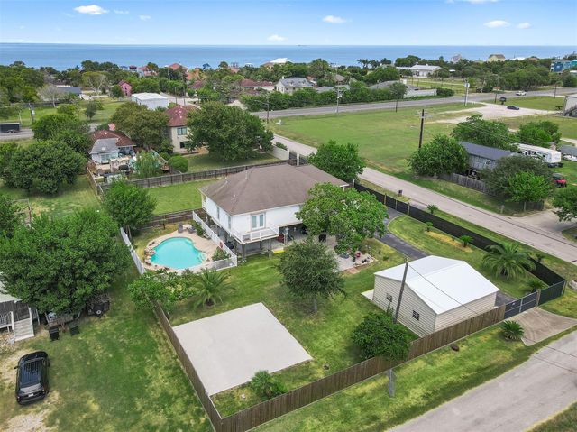 218 24th, San Leon, TX, 77539