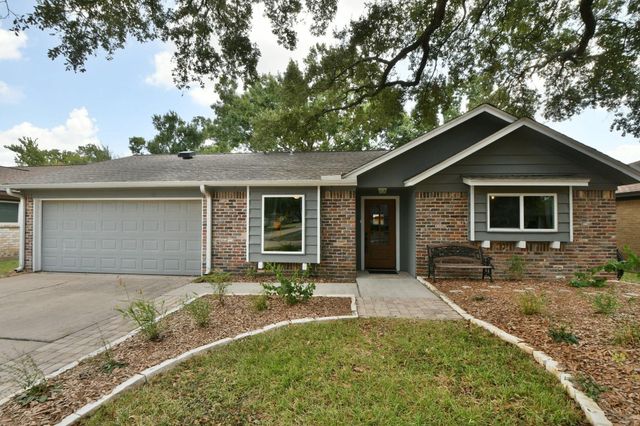  2554 Kevin Ln, Houston, TX 77043