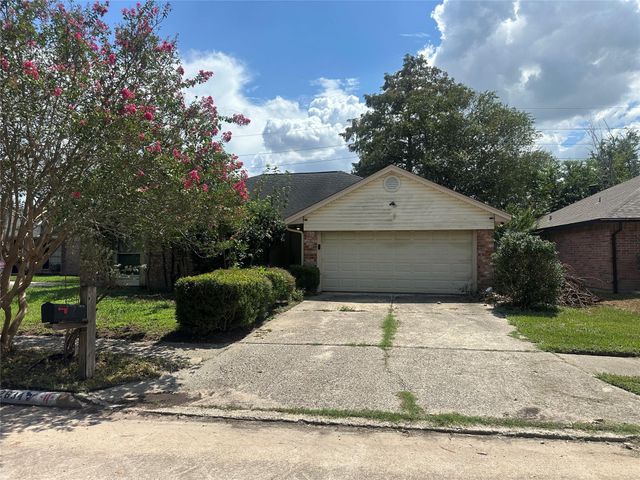  2634 Grand Teton Dr, Houston, TX 77067