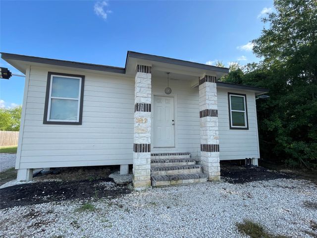 884 County Road 3550, New Caney, TX, 77327