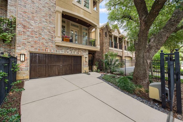  1518 W Clay St, Houston, TX 77019