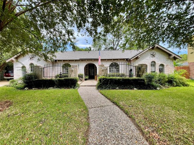 1114 Appleford, Seabrook TX 77586
