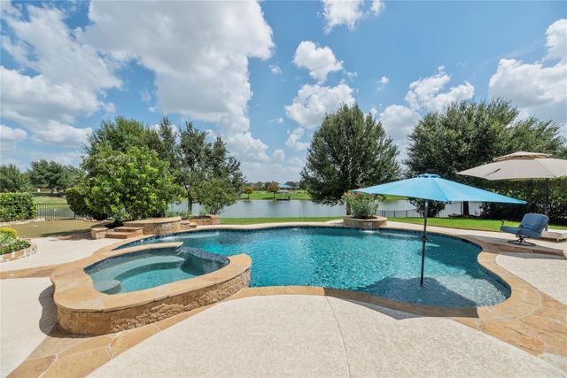  10114 E Frio River Cir N, Cypress, TX 77433