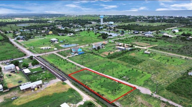 18 Cindy Palmer, Dickinson, TX, 77539
