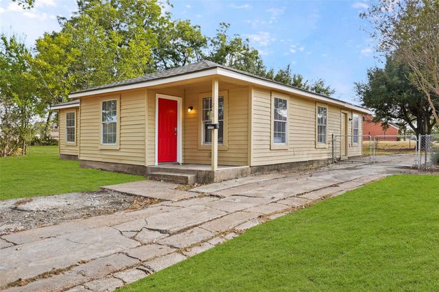 1210 Scott
