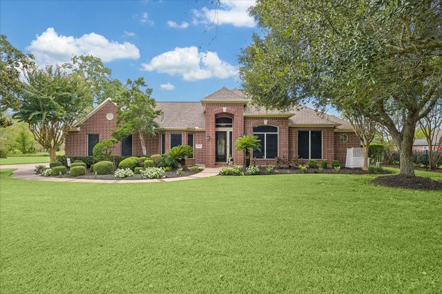  3710 Pine Bark Ct, Pearland, TX 77581