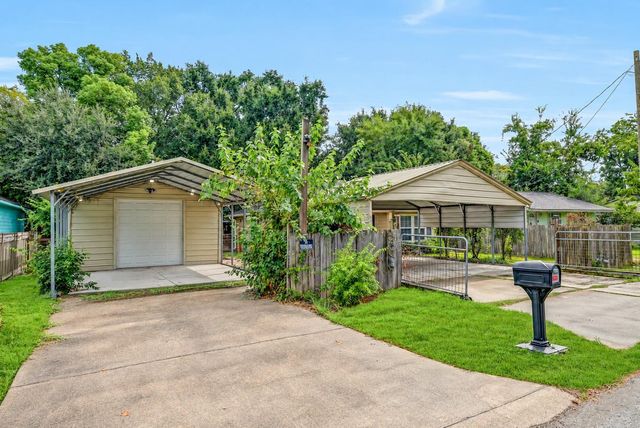 4221 Darby